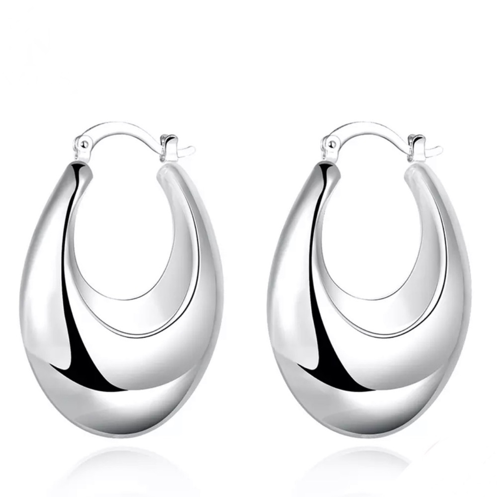 Silver Plated Popular Carved Earrings New